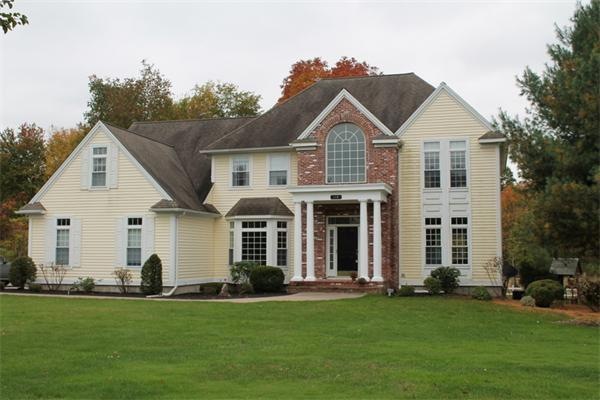 114 Pheasants Crossing, West Springfield, MA 01089 - photo 1