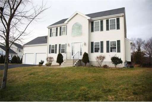 24 Willow Creek Dr, Attleboro, MA 02703 - photo 1