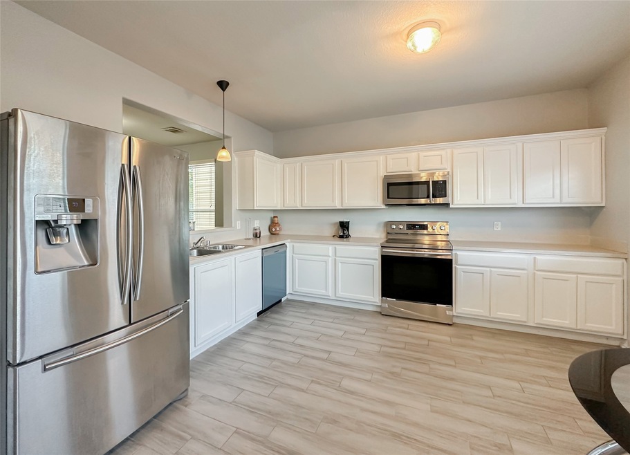 16742 Libson Falls Dr, Houston, TX 77095 - photo 1