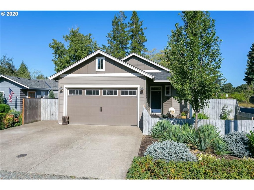 672 NE 10th Ave, Canby, OR 97013 - photo 1