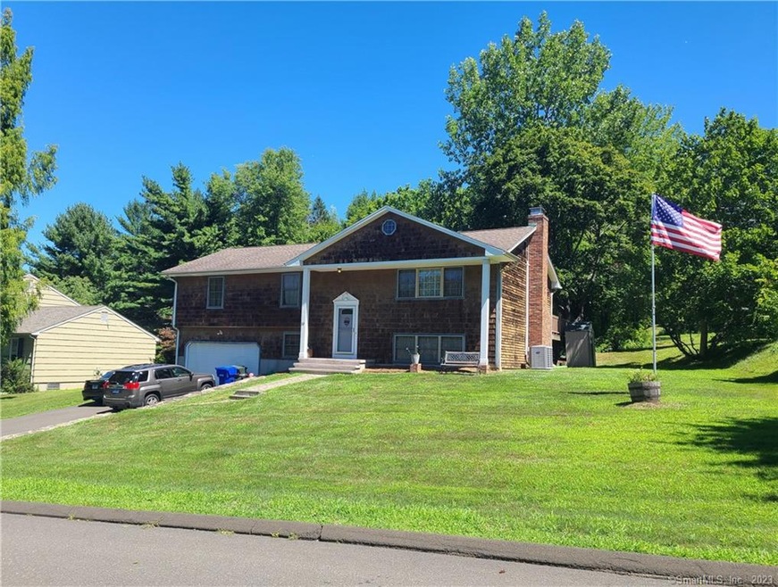 10 Fawn Rd, Bethel, CT 06801 - photo 1