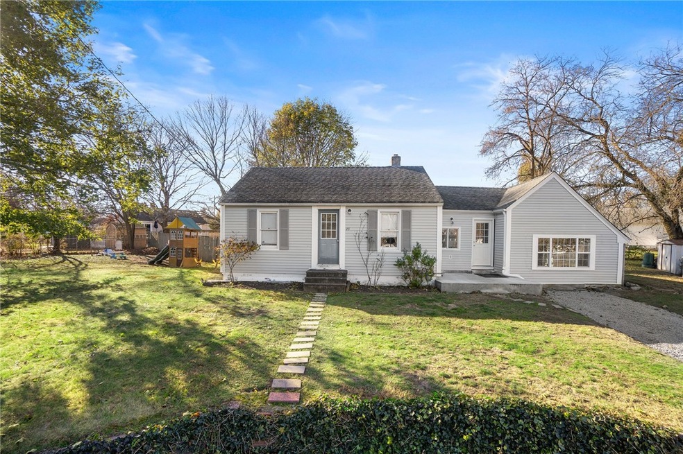 25 Tobey Ct, Warwick, RI 02886 - photo 1