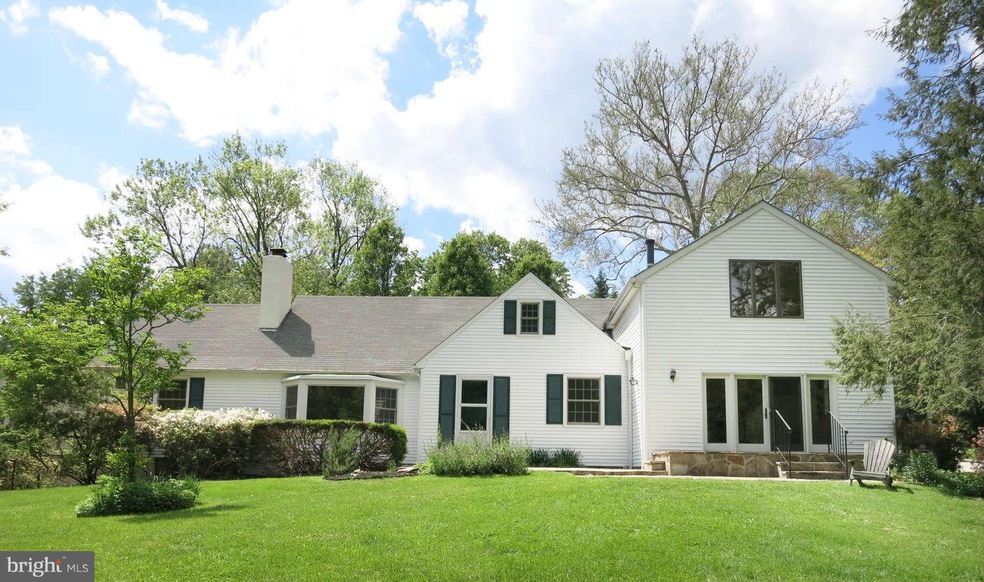 7605 Curving Ln, Towson, MD 21204 - photo 1