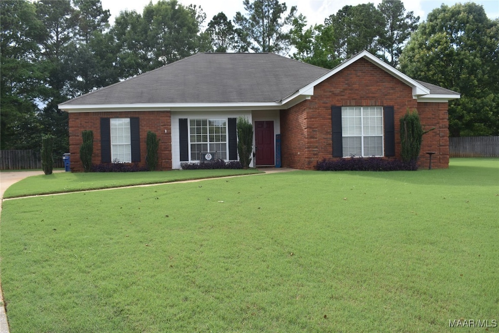 175 Post Oak Place, Wetumpka, AL 36093 - photo 1