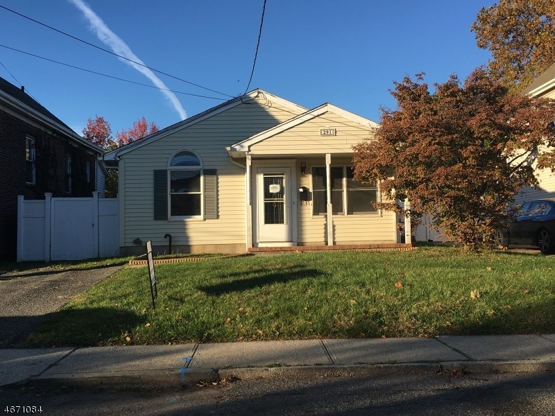 291 E Smith St, Woodbridge, NJ 07095 - photo 1
