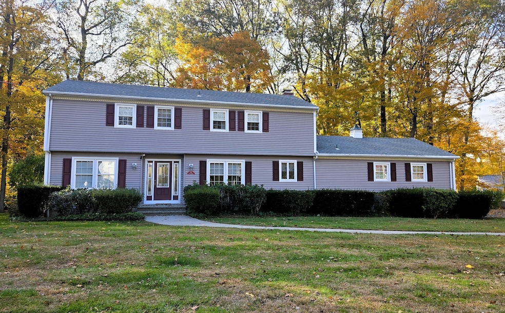 21 Philip Dr, Shelton, CT 06484 - photo 1