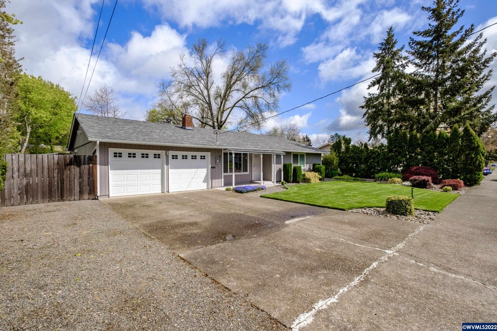 Sold $450,000 • Co-Listing Agent