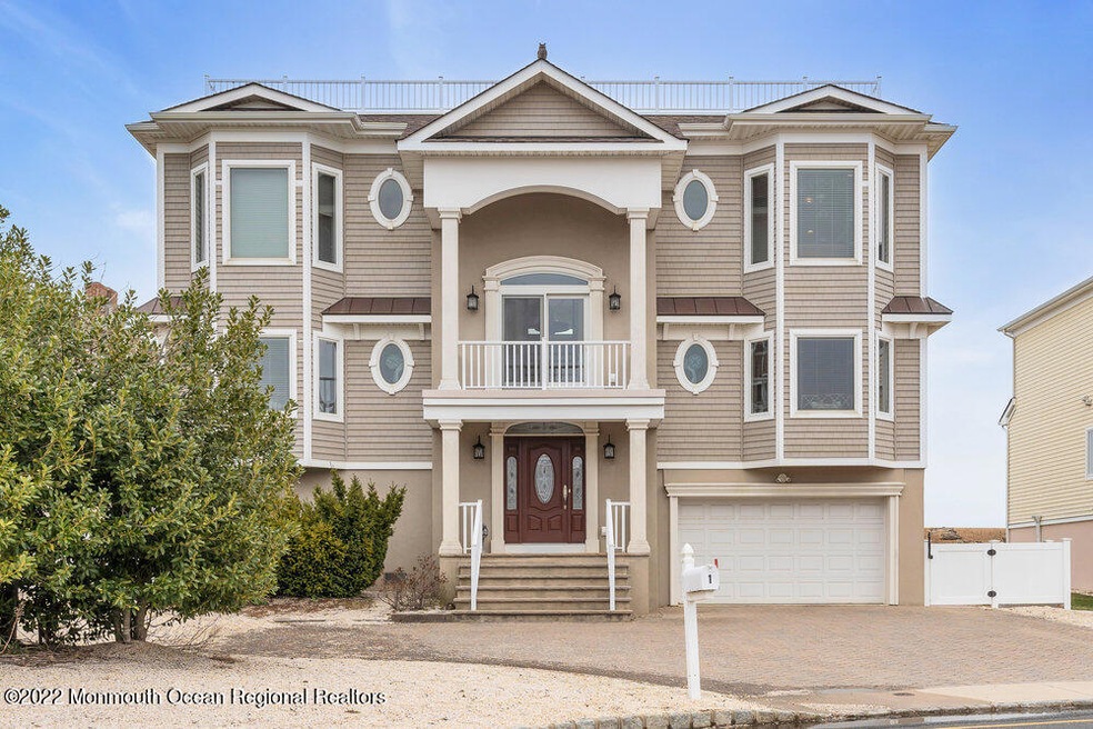 1 Tradewinds Ln, Rumson, NJ 07760 - photo 1