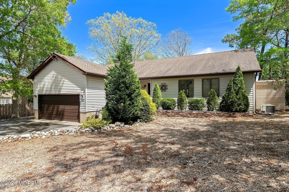 10 Whippoorwill Ln, Manahawkin, NJ 08050 - photo 1