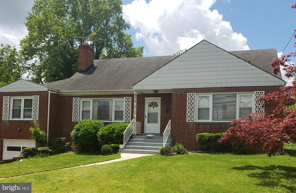 925 Ray Rd, Hyattsville, MD 20783 - photo 1