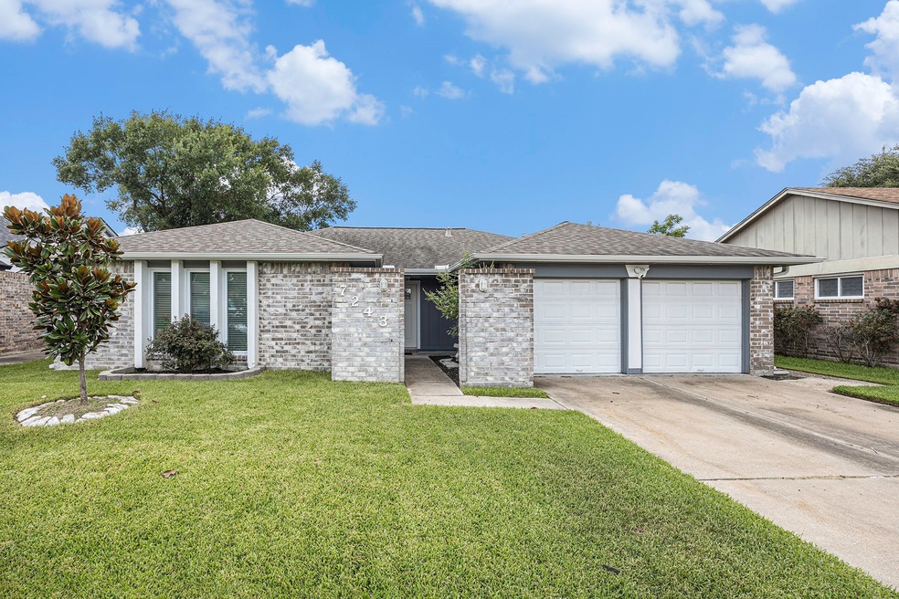 7243 Lost Fable Ln, Houston, TX 77095 - photo 1