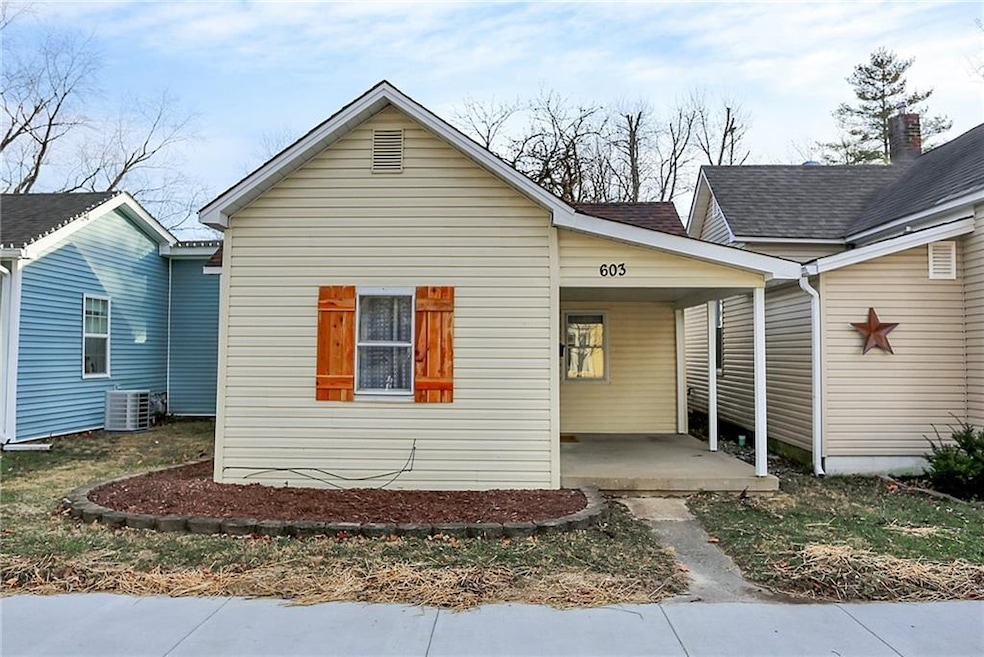 603 Hurricane St, Franklin, IN 46131 - photo 1