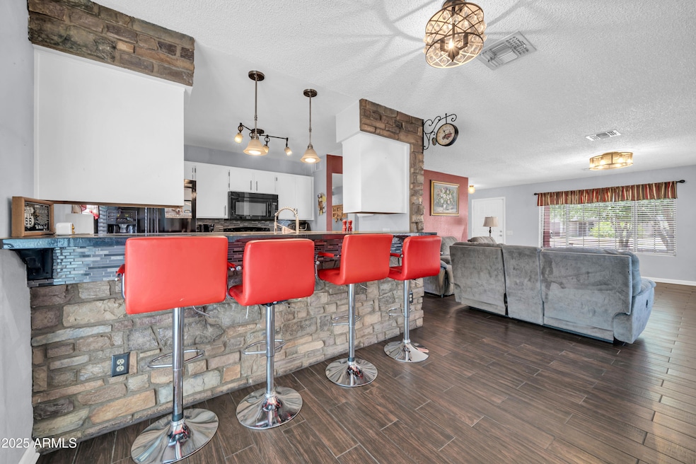 21057 N 34th Dr-13