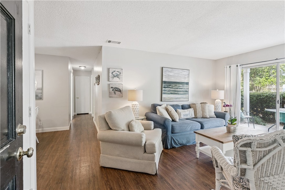 850 Mallery St unit S 3, Saint Simons Island, GA 31522 - photo 1