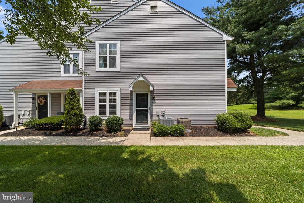 329 Surrey Ct unit 329, Sewell, NJ 08080 - photo 1