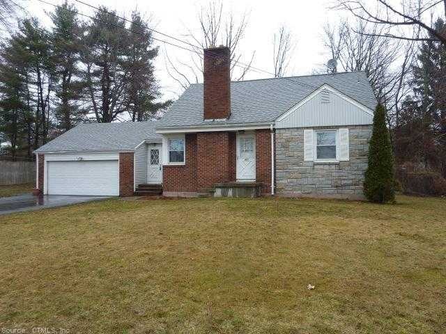 Exterior Front. Very spacious cape style with fenc