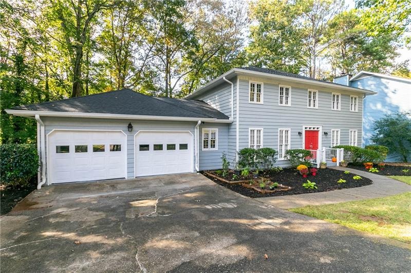 5144 Willow Point Pkwy, Marietta, GA 30068 - photo 1