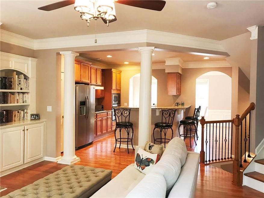 1009 Manchester Way unit 55, Roswell, GA 30075 - photo 1