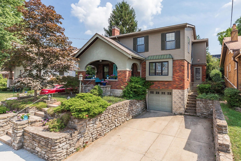 10 Trinity Place, Fort Thomas, KY 41075 - photo 1