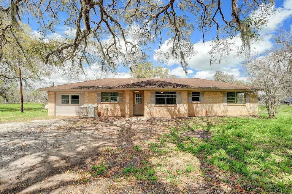 4690 County Road 506, Brazoria, TX 77422 - photo 1