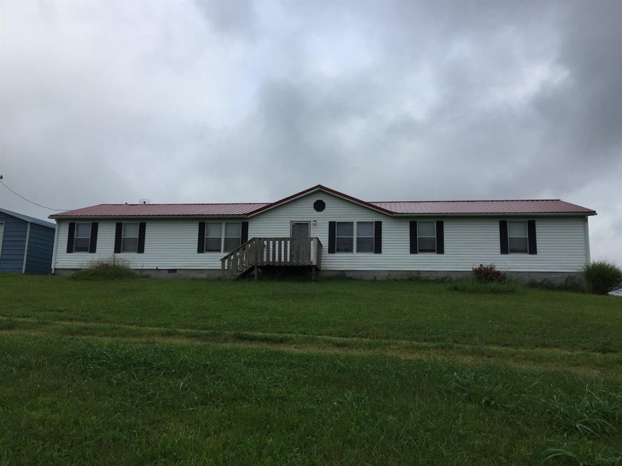 407 Catlett Rd, Harrodsburg, KY 40330 - photo 1