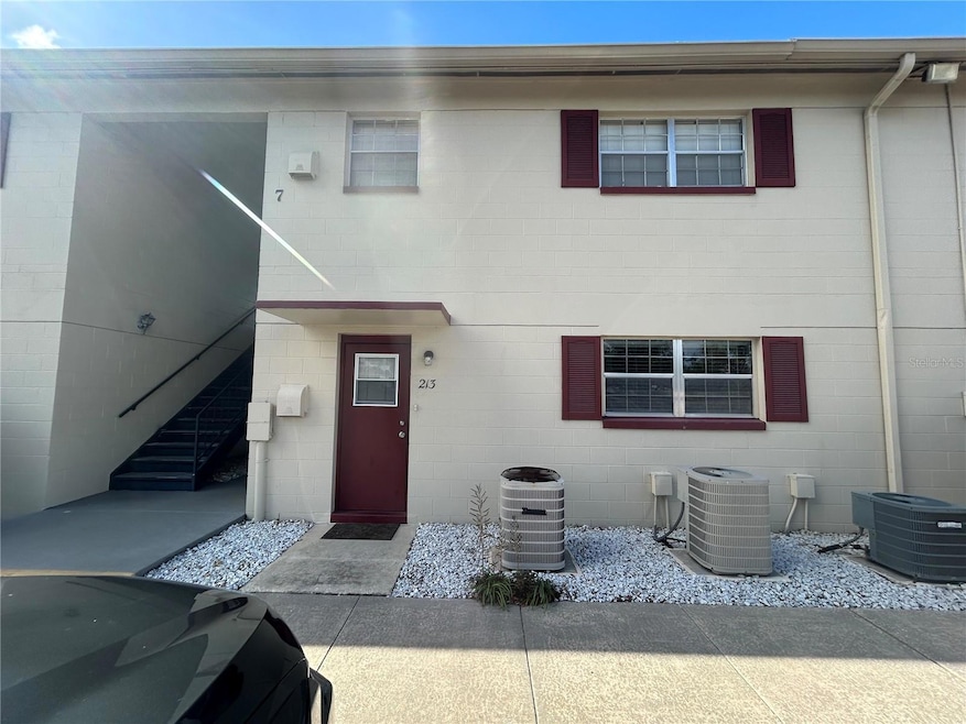 For Rent $1,045/month