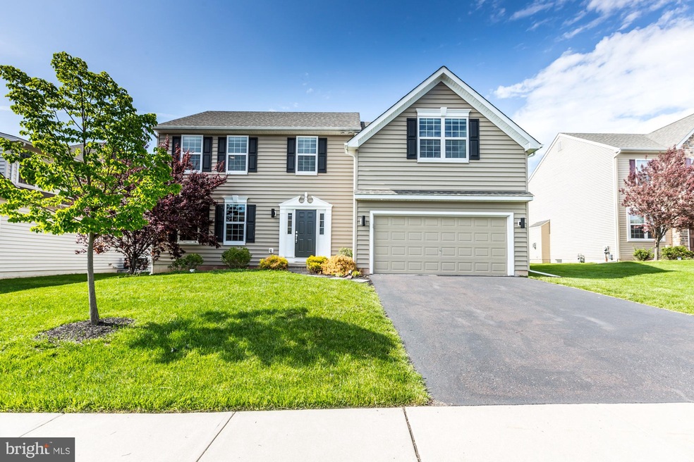 32 Bunker Way, Pottstown, PA 19464 - photo 1