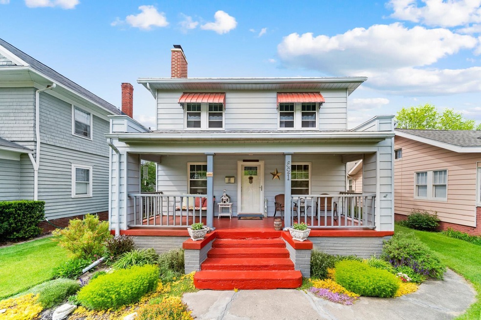 Welcome Home to 621 E. Eckman St.!