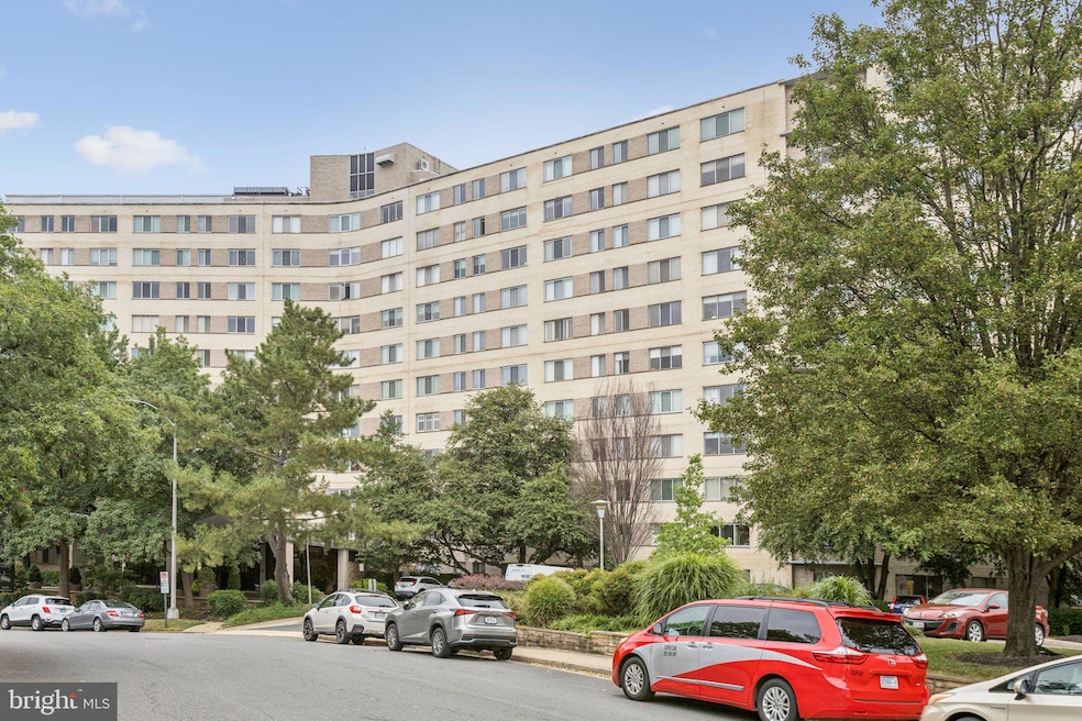 Prospect House unit 565, Arlington, VA 22209 - photo 1