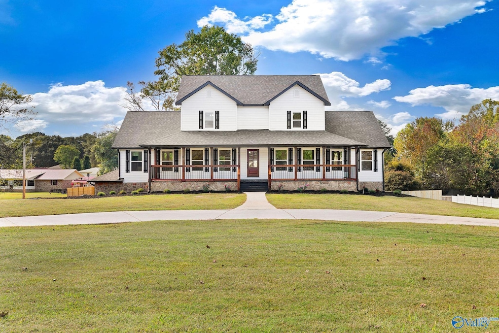 1011 S Broad St, Albertville, AL 35950 - photo 1