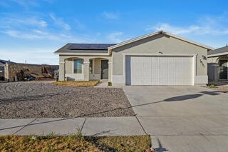 14301 Paraiso Dr, Horizon City, TX 79928 - photo 1