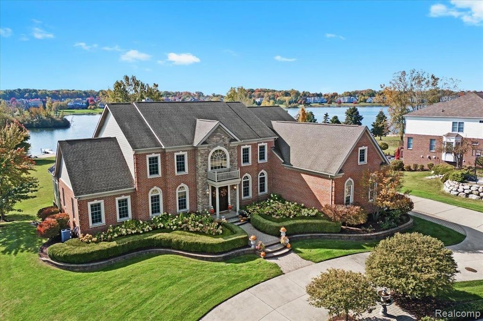 Sold $2,020,000 • Co-Listing Agent