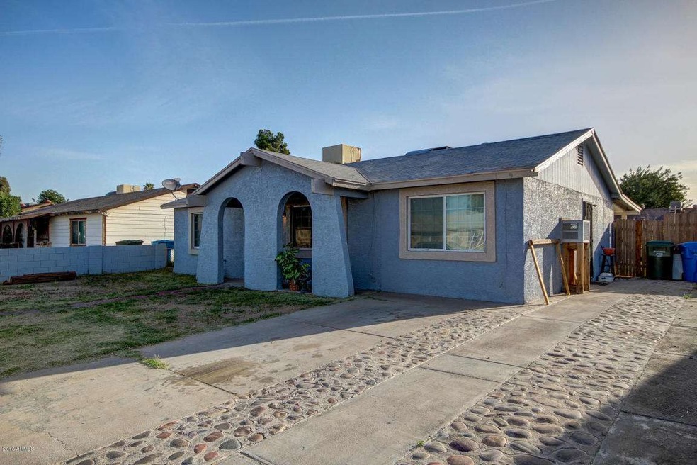 1819 n 72nd front