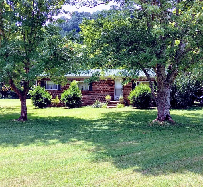 Welcome to 101 High Cliff Dr.