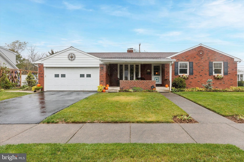 1043 Brookfield Cir, Quakertown, PA 18951 - photo 1