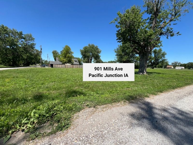 901 Mills Ave, Pacific Junction, IA 51561 - photo 1