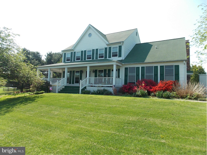 1093 Montclare Dr, Sykesville, MD 21784 - photo 1