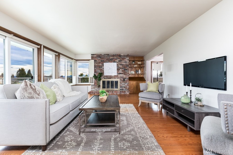 1414 9th Ave N unit 101, Edmonds, WA 98020 - photo 1