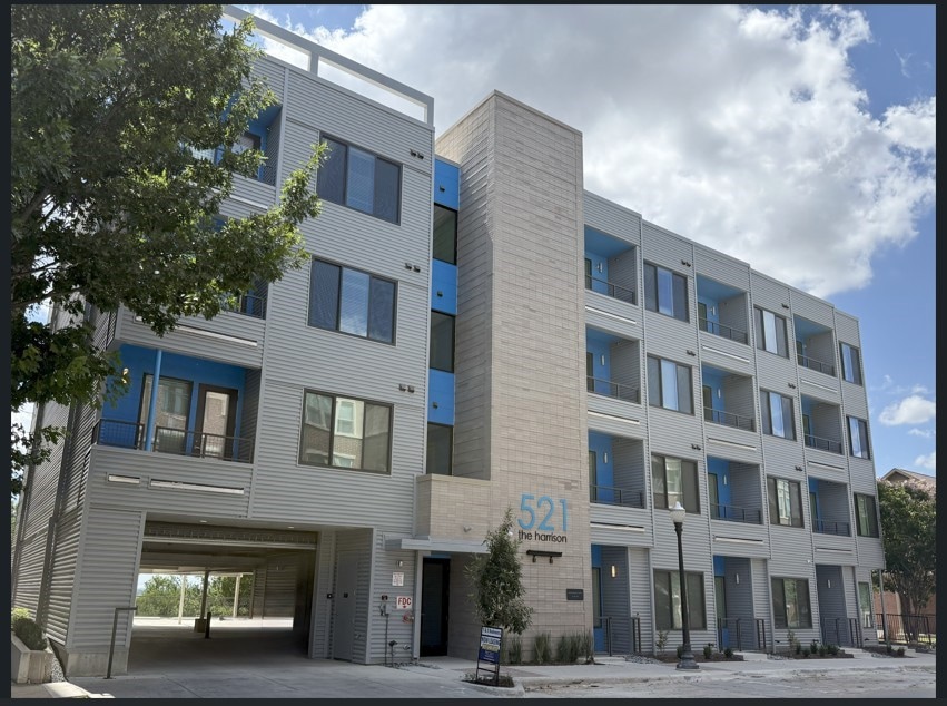 For Rent $1,325/month