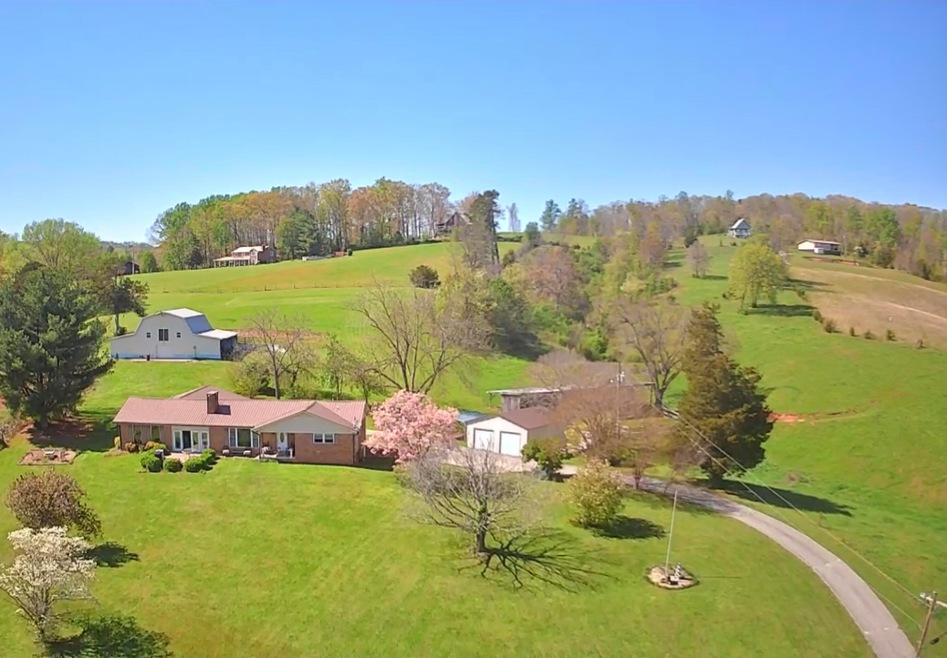 DRONE Whole Farm Front 1039 (1)