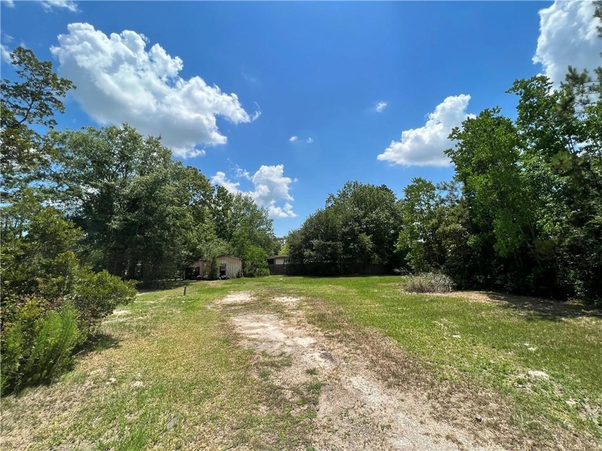 944 San Jose St, Lake Charles, LA 70611 - photo 1