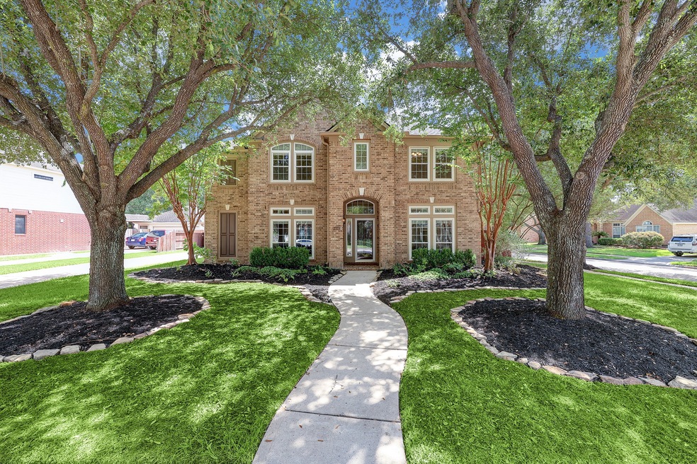 8406 Gentlewood Ct, Houston, TX 77095 - photo 1