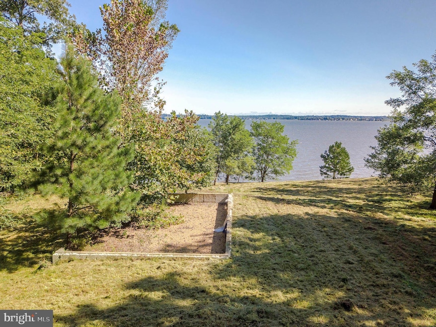 26300 Jones Wharf Rd, Hollywood, MD 20636 - photo 1