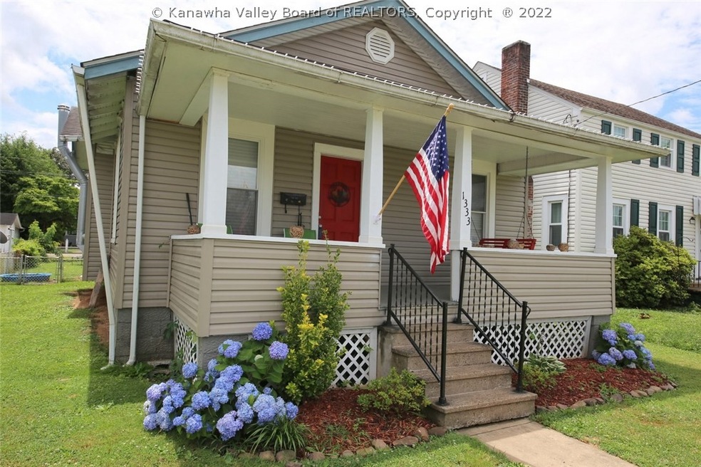 1333 West Virginia Ave, Dunbar, WV 25064 - photo 1