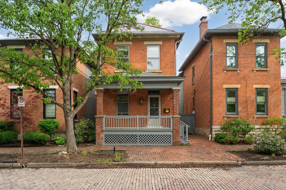 302 E Sycamore St (rental)_01