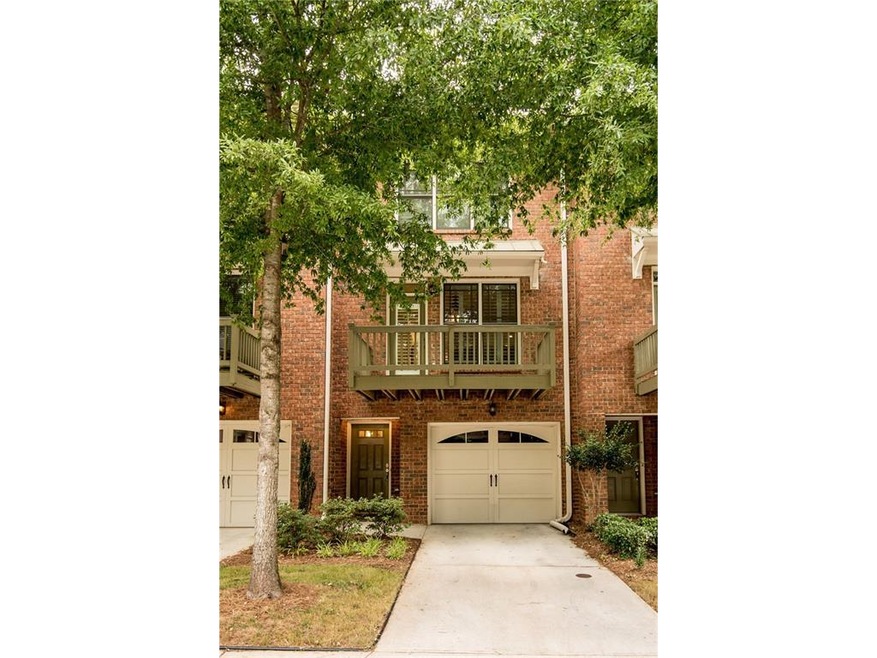 Immaculate and spacious 3 story townhome in Tucker