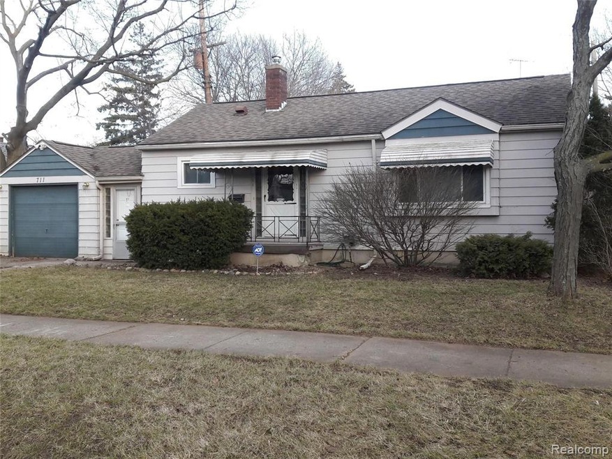 711 Hubbard.jpg