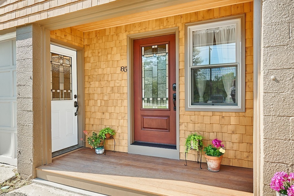 85 Old Amherst Rd, Sunderland, MA 01375 - photo 1