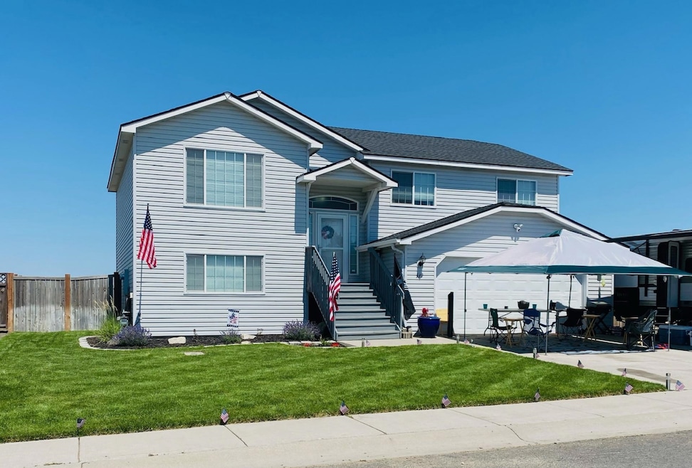 519 Beverly Ave, Medical Lake, WA 99022 - photo 1