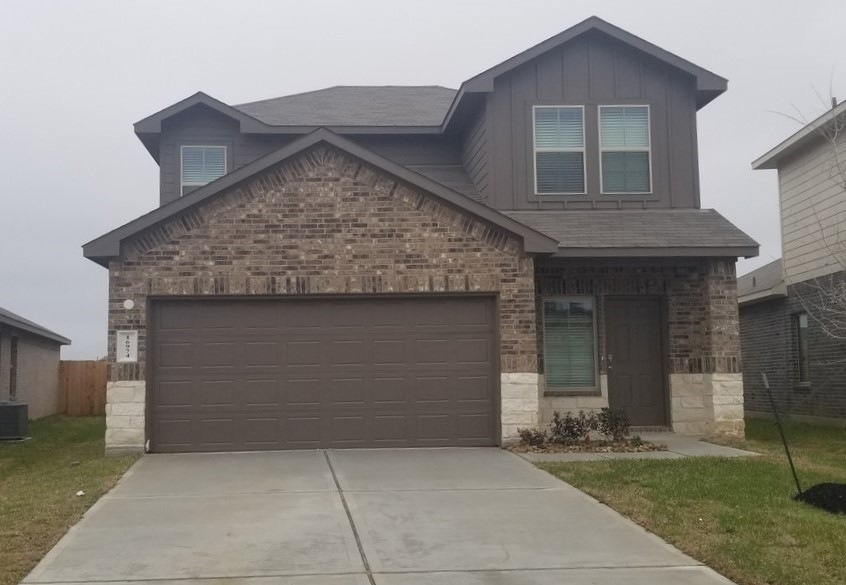 16974 Rich Pines Dr, Conroe, TX 77302 - photo 1